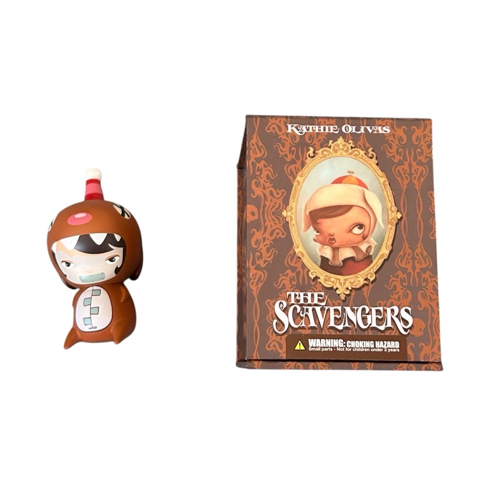 Kathie Olivas Scavengers Series 2 Daisey Designer Vinyl Art Toy MINDstyle + Box